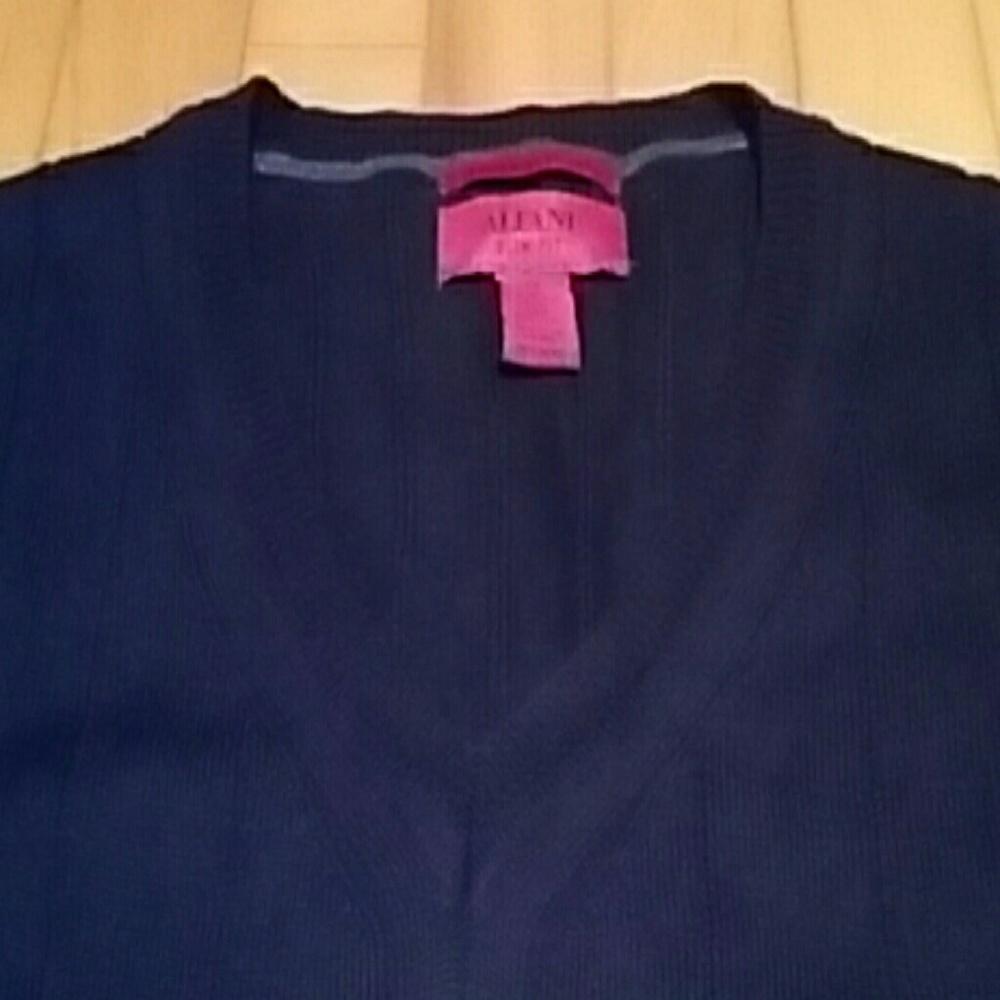 Alfani Men's Slim-Fit V-neck Sweater